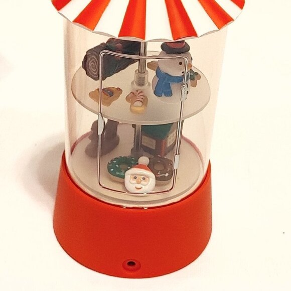 Seasonal Smorgasbord Season's Treatings with Motion 2021 Hallmark Orname… - Picture 7 of 11